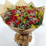 Buquê de Rosas no Papel Pardo Love