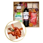 CESTA COM VINHO CHILENO, ANTEPASTO E CHOCOLATE - Imagem 3